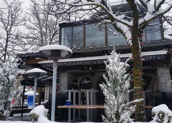 The Crystal Lodge