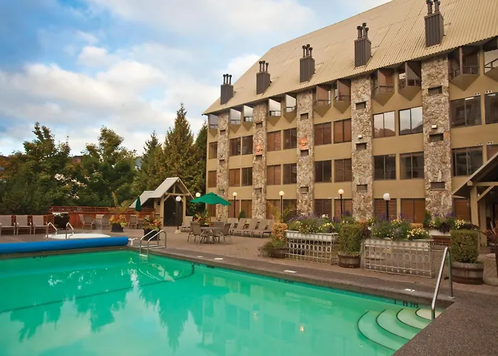 Mountainside Lodge